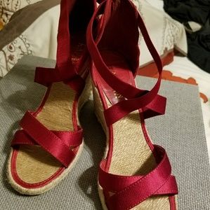 🛍 Lauren Ralph Lauren  wedge