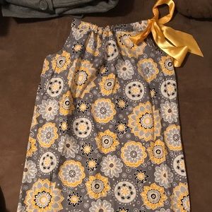 Kids dress- size XL