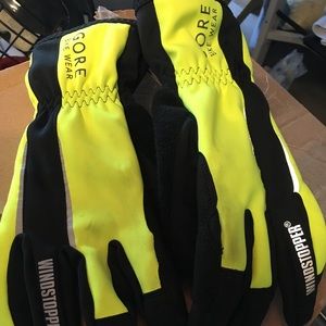 GORE Windstopper Gloves