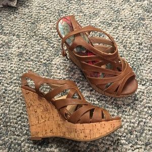 Cork wedges