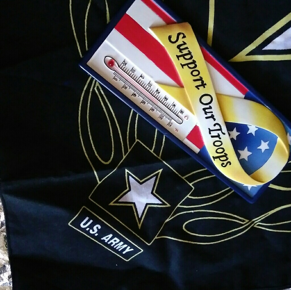 SOLIDER THERMOMETER/BAND COMBO