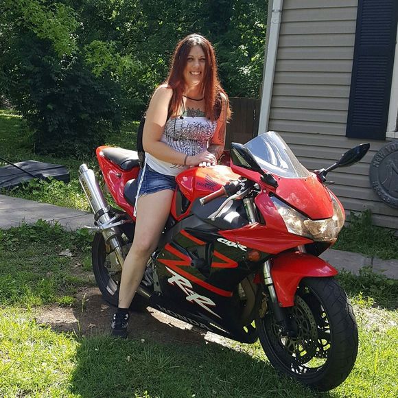 Meet your Posher, Courtney - Picture 1 of 1