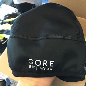 GORE Windstopper Beanie