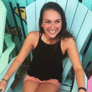 Meet your Posher, Alyssa