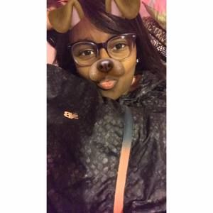 Meet your Posher, Tyesha