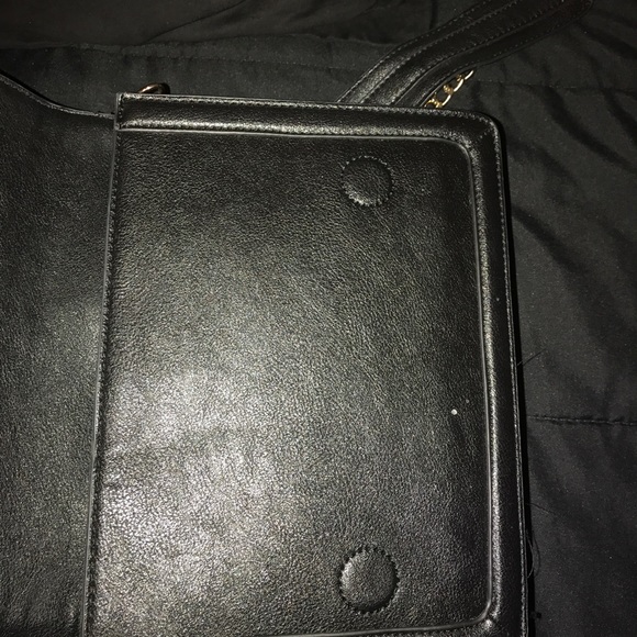 BCBG purse - Picture 3 of 4