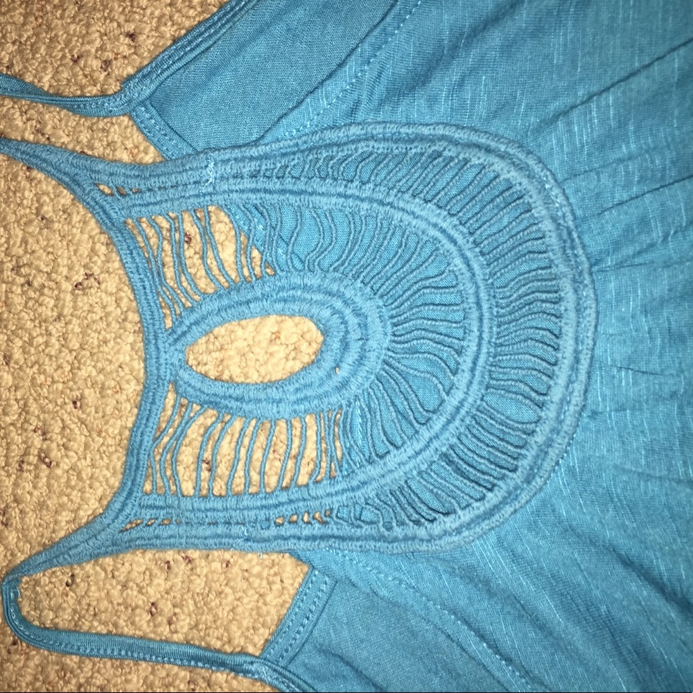 Blue tank top - Picture 3 of 3
