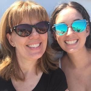 Meet your Posher, Laura