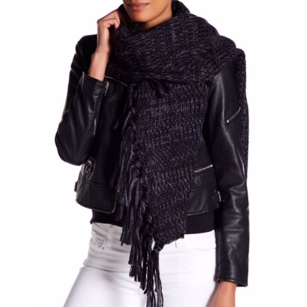 🎉🎉HP🎉🎉  Rebecca Minkoff - Chunky Melange Scarf