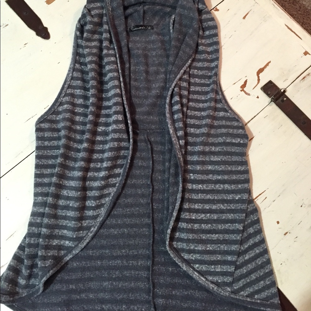 Fashion Exit vest