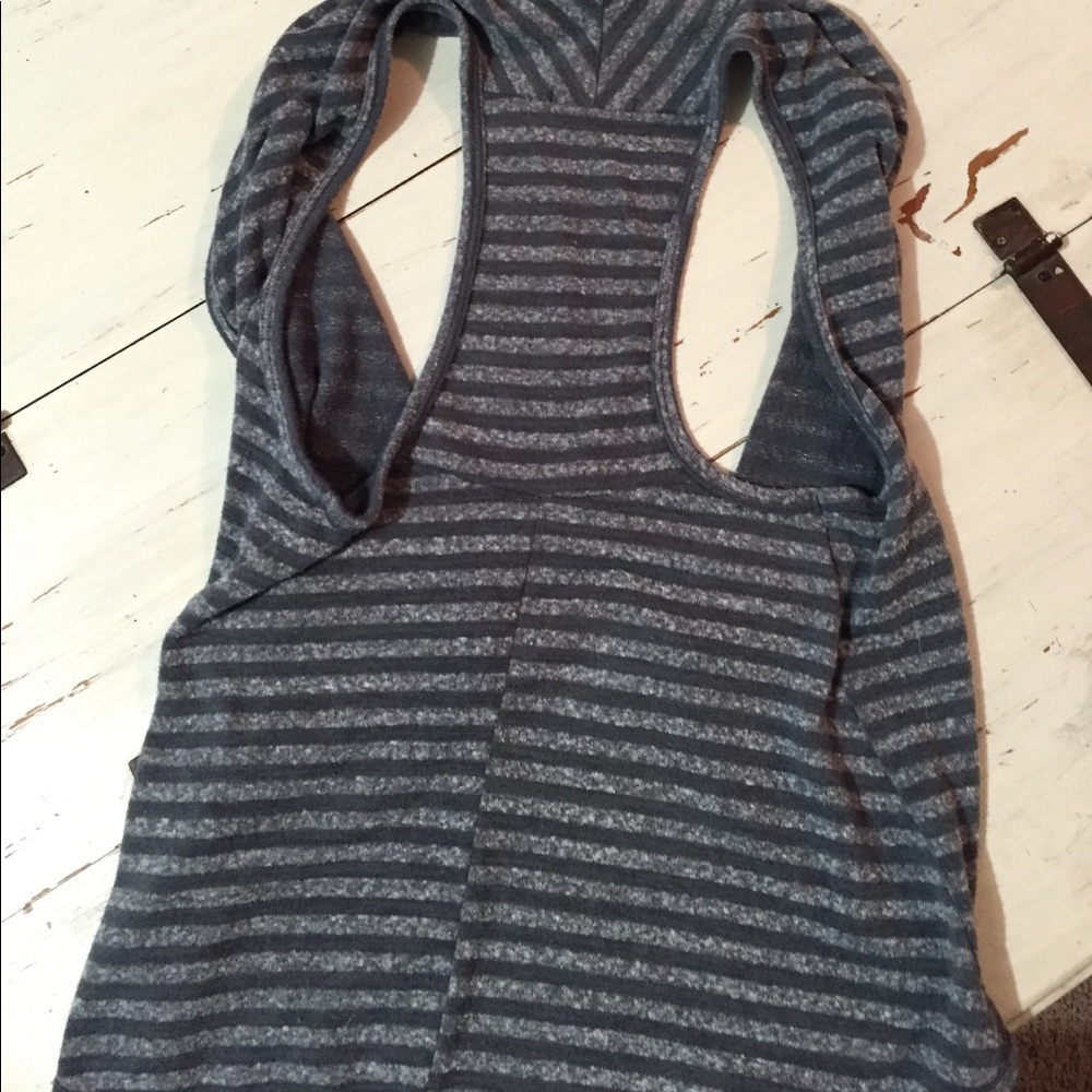 Fashion Exit vest - Picture 5 of 5