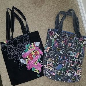 Tote bags