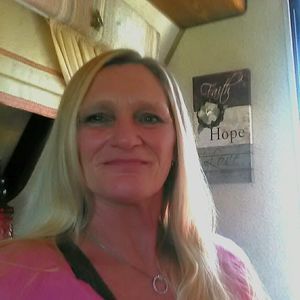 Meet your Posher, Pamela