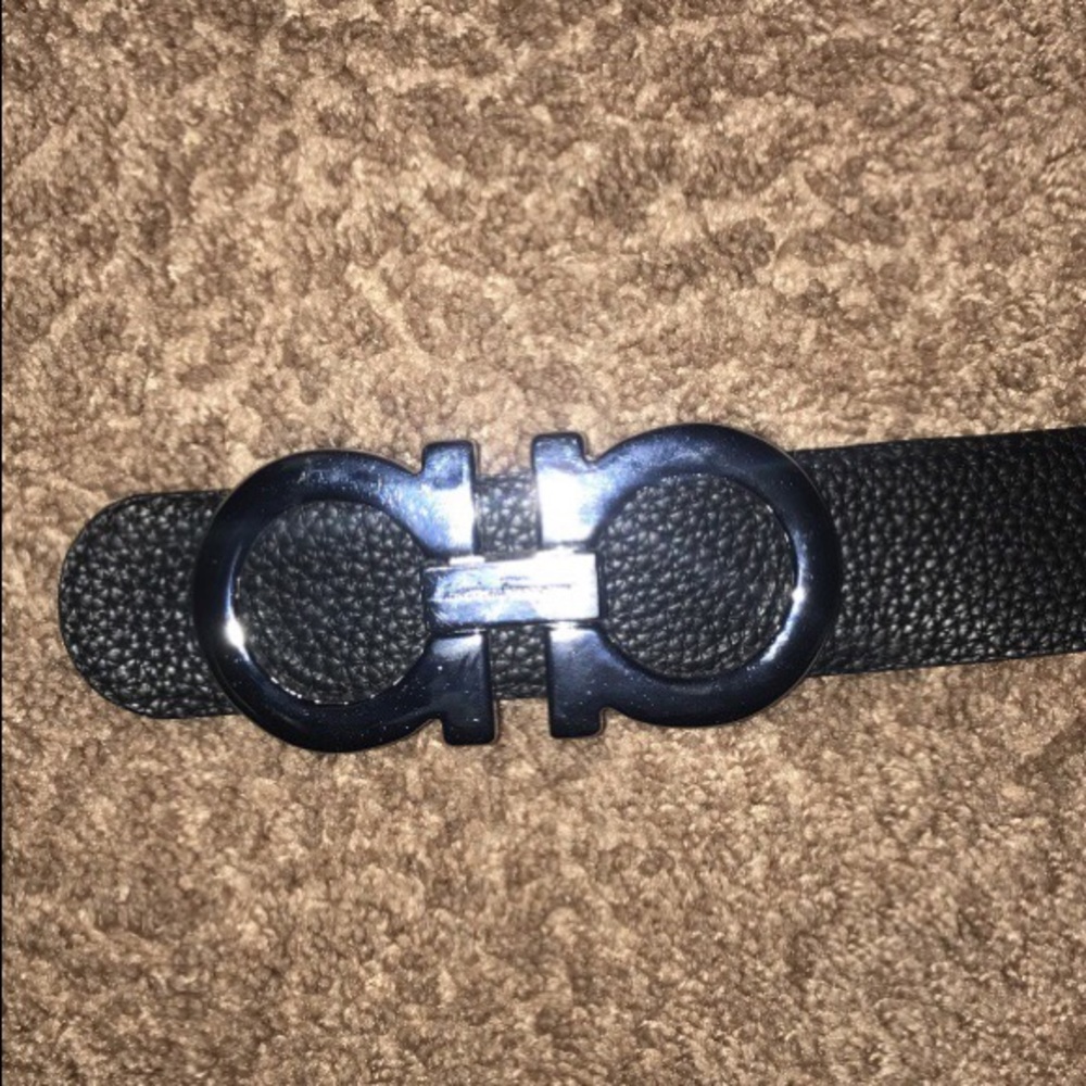 Feragamo belt sizes 33-35