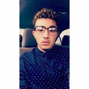 Meet your Posher, Deshaun