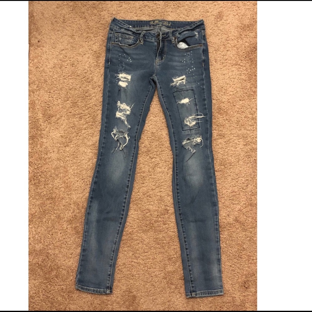 Skinny ripped jeans