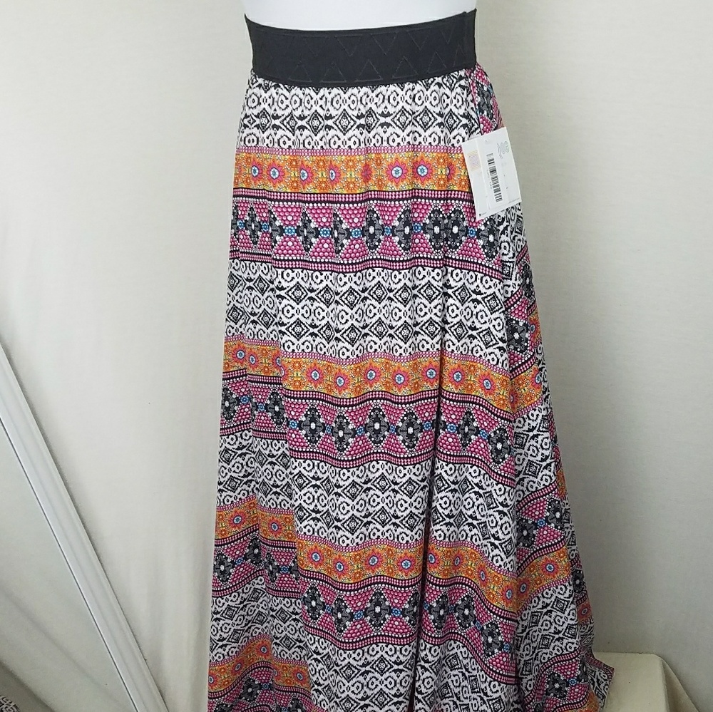 LuLaRoe Lucy Maxi Skirt