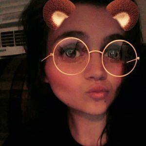 Meet your Posher, Bree