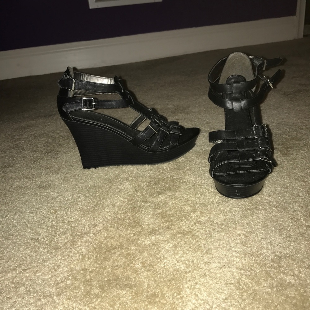 Express Black Wedges