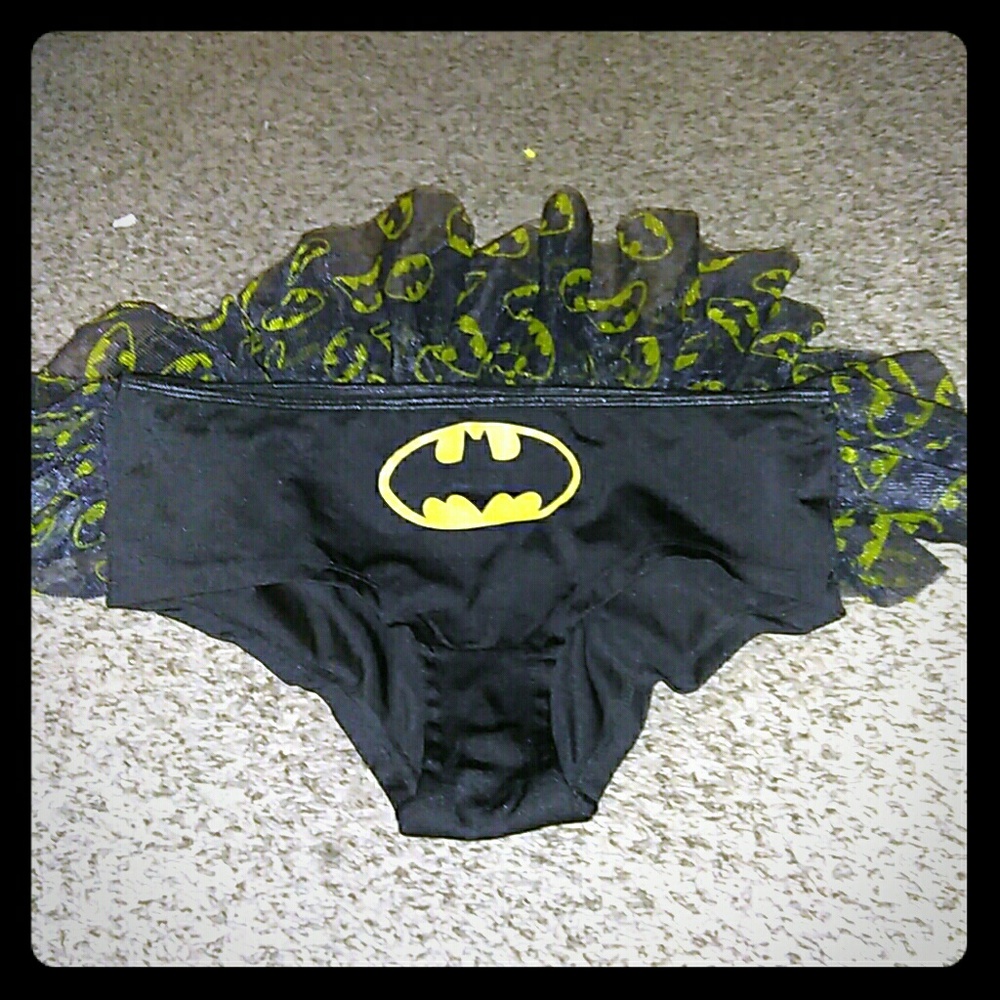 Batman tutu boy shorts costume never worn