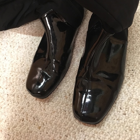 Black boots - Picture 3 of 4