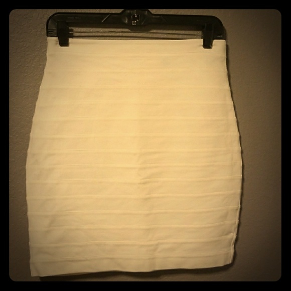Express Bandage skirt - Picture 1 of 1
