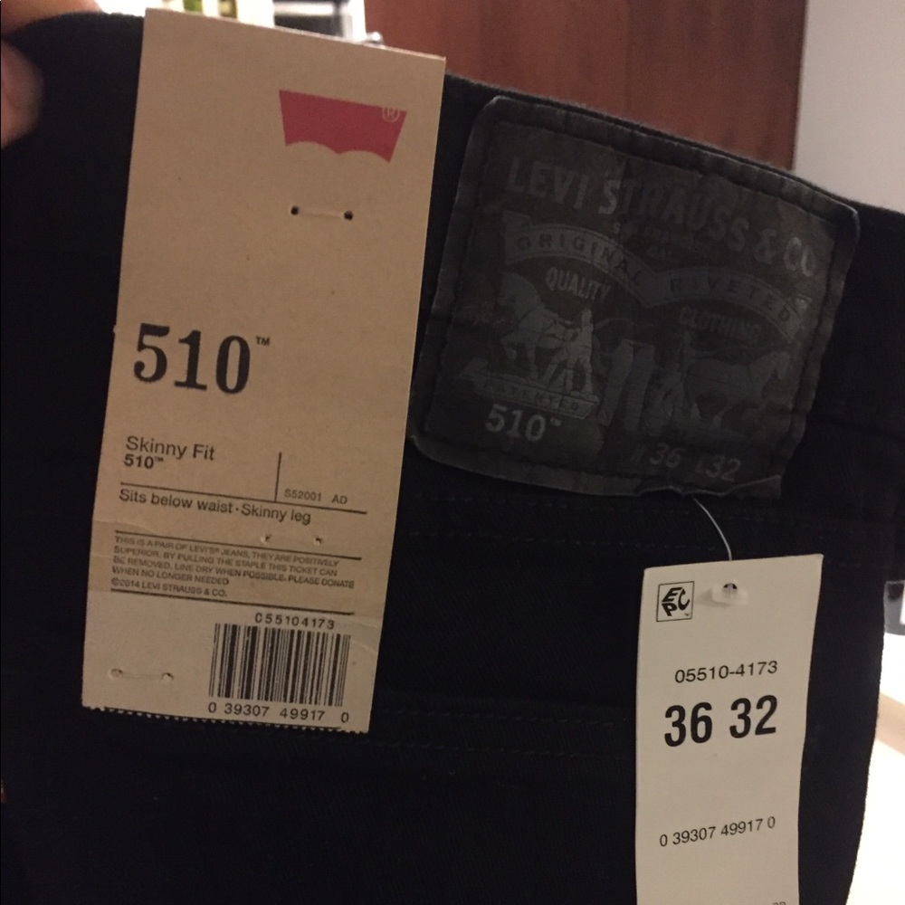 Levi 510 36x33 jeans black