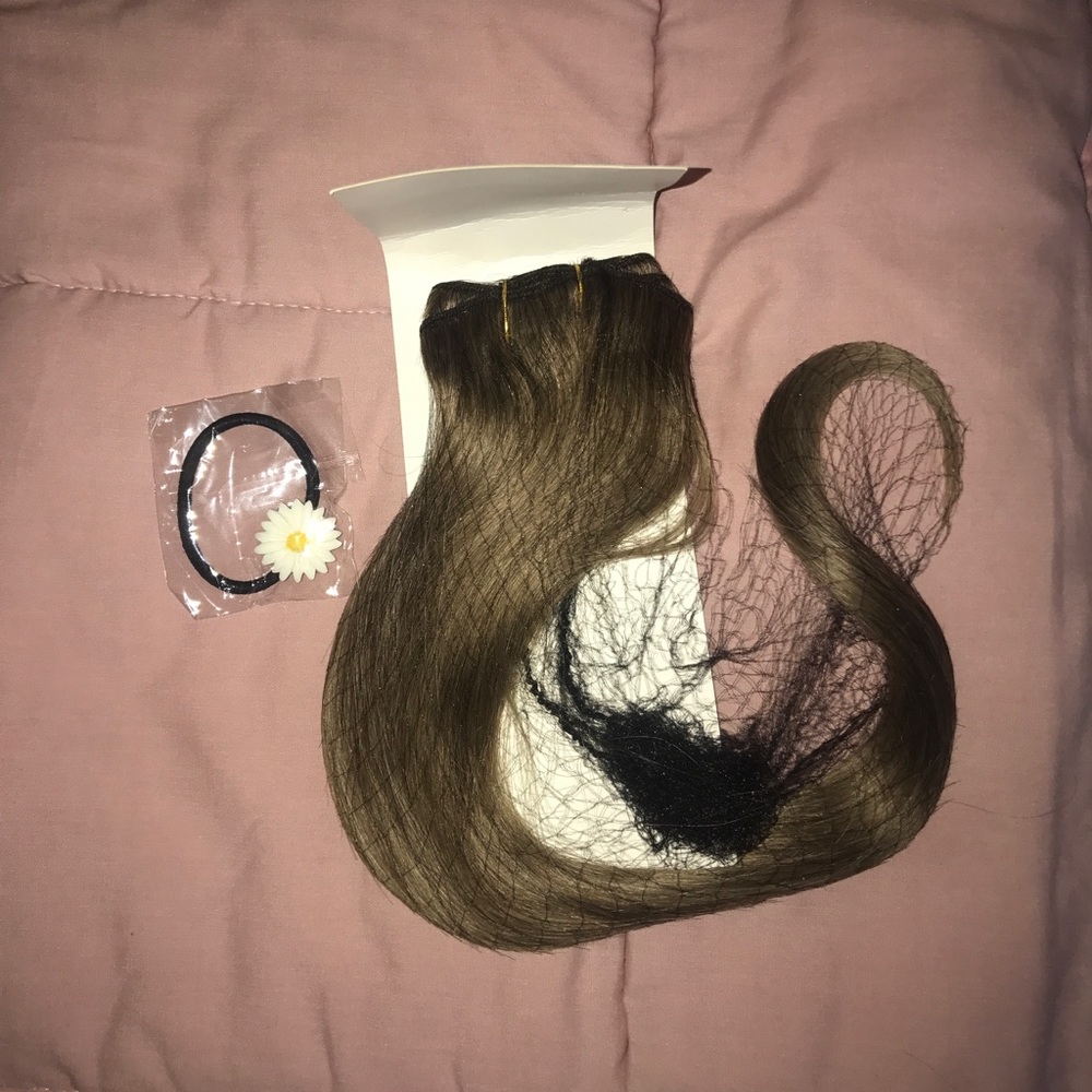 Clip in hair brown extensions 20 inches