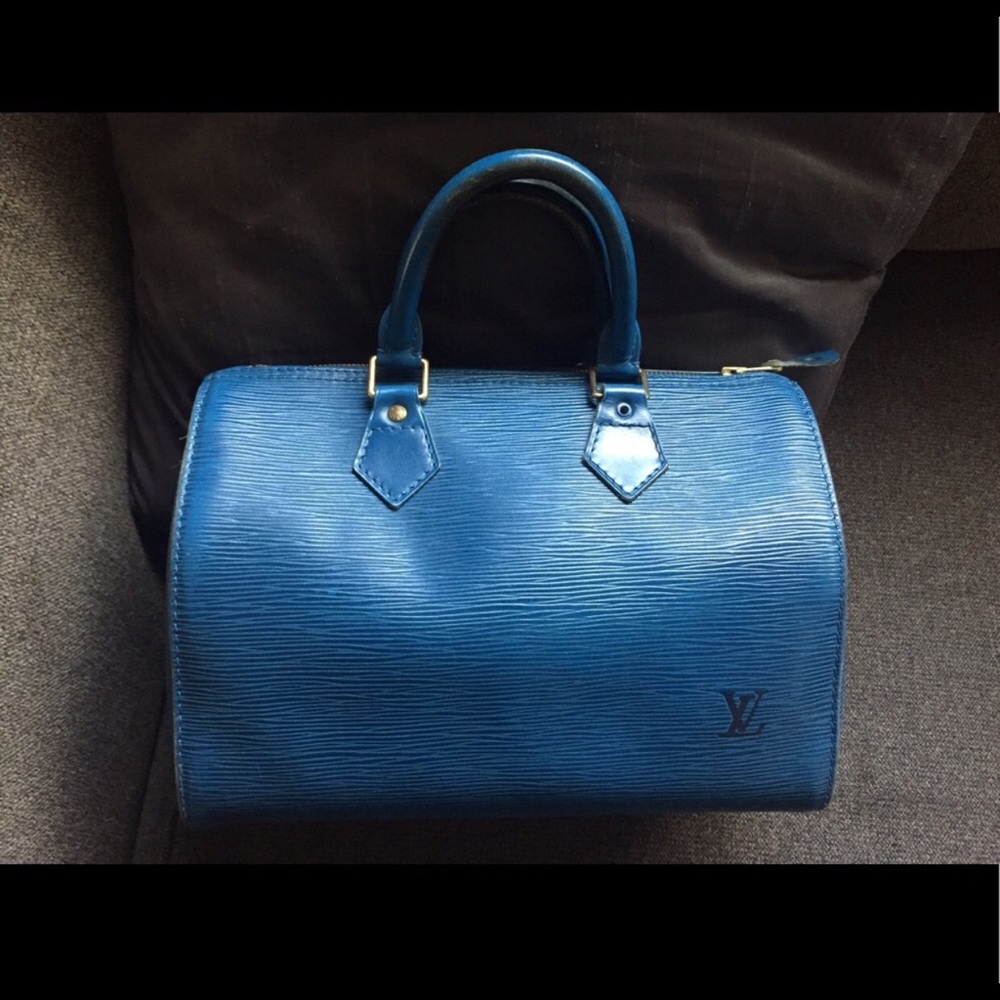 Louis Vuitton Epi Speedy 25