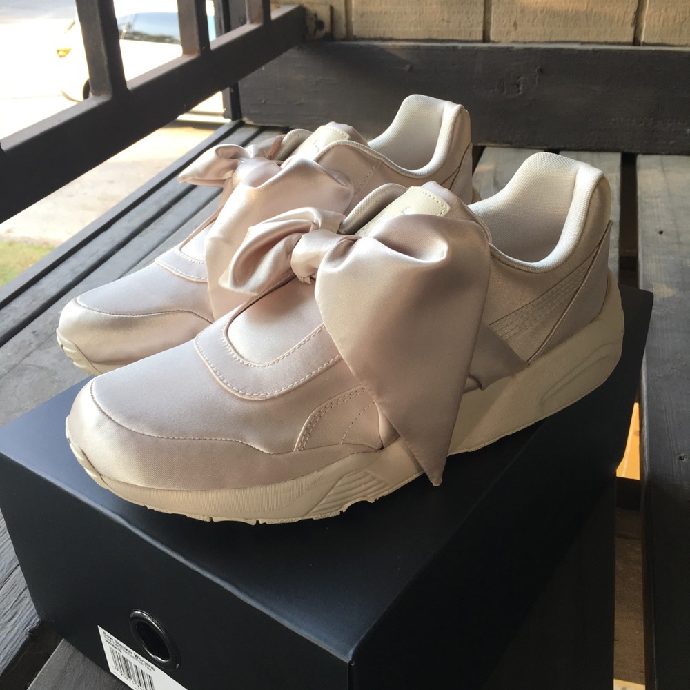 NWT FENTY Puma by Rihanna Bow Sneakers