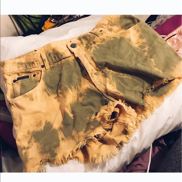 CALVIN KLEIN Two Tone Festival Fray Cutoff Shorts - Picture 1 of 1