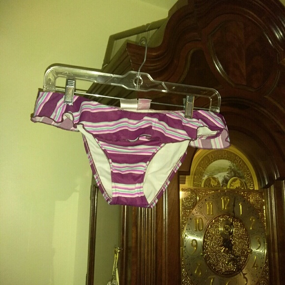 Bikini - Picture 3 of 5