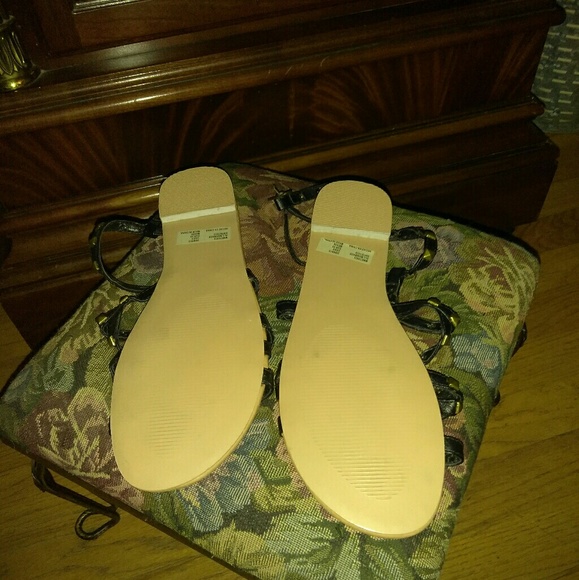 Maxaria - Picture 2 of 2