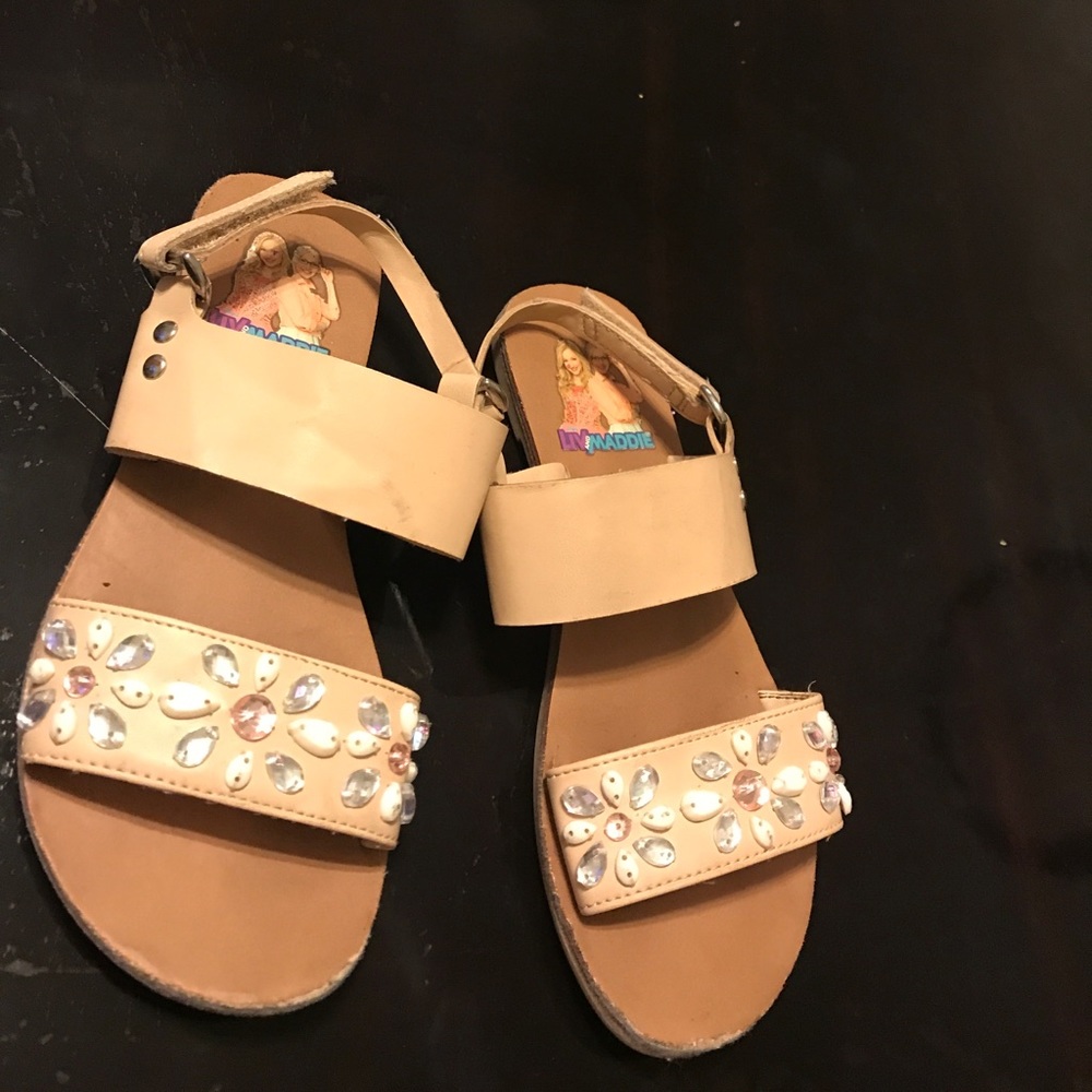 Sandals Liv and Maddie