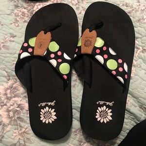 YellowBox Flip flips