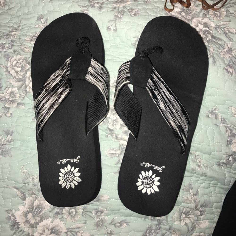 YellowBox flip flops
