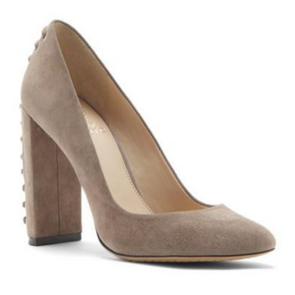 Dallan with the Incredible Lacing Heel - Picture 4 of 6