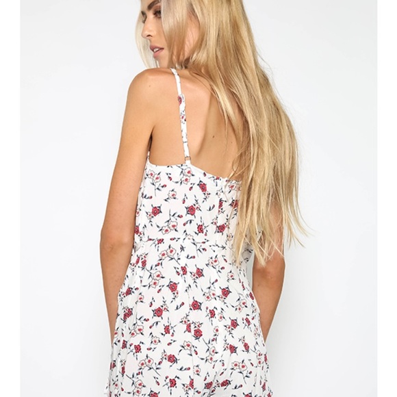 Hidden Hills Playsuit - White Floral - Picture 5 of 5