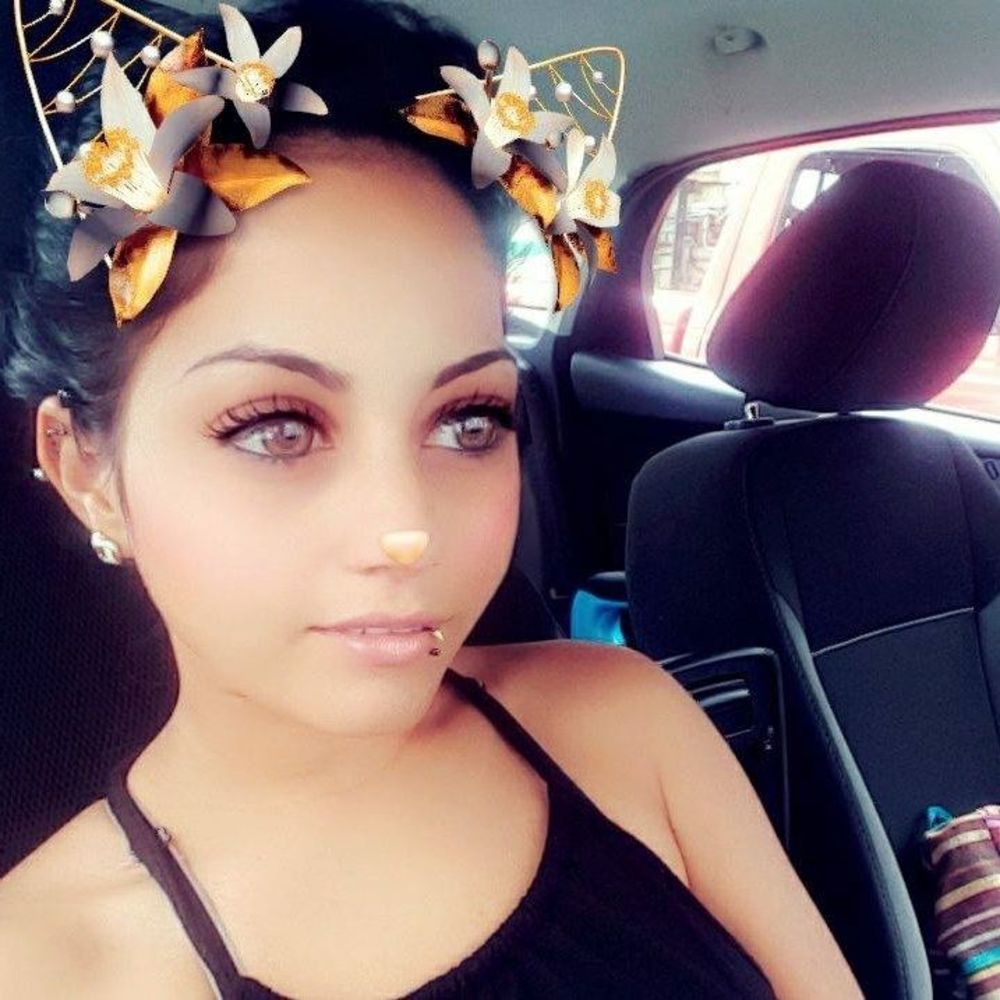 Meet your Posher, Nydia