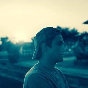 Meet your Posher, Max