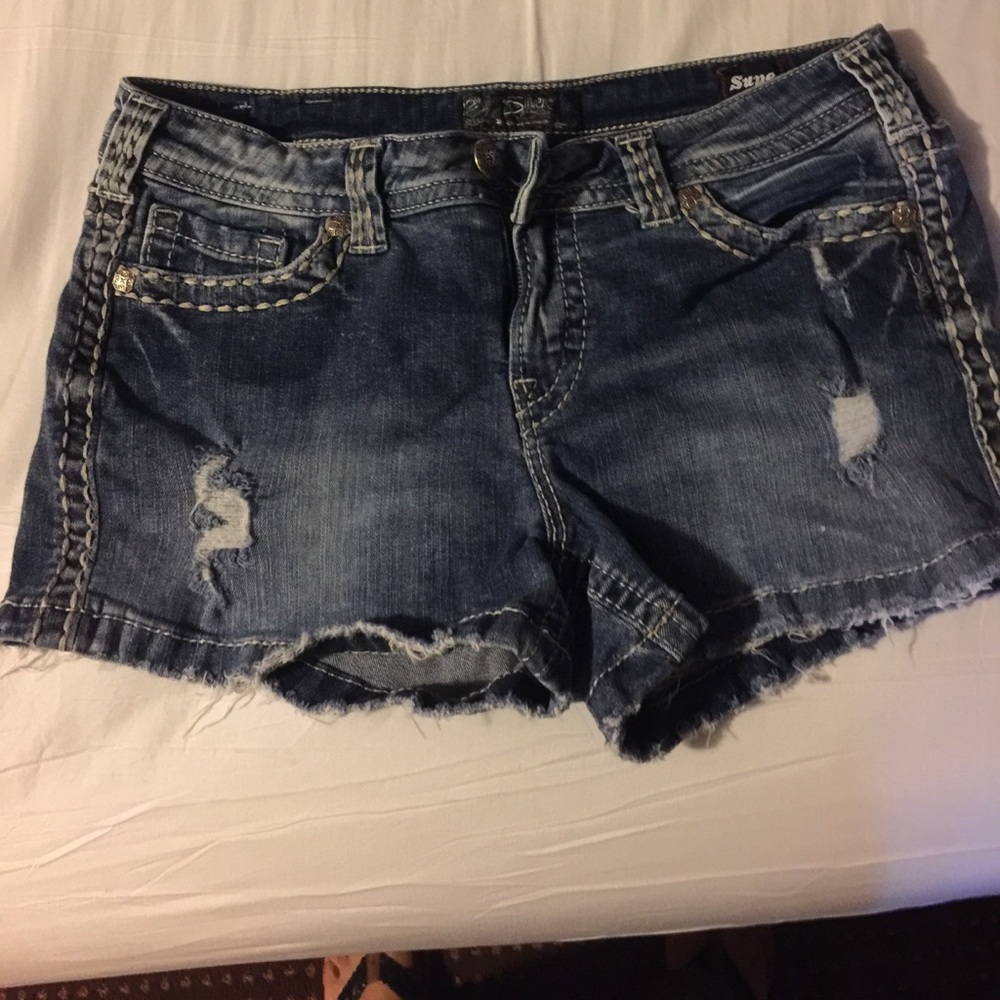 Jean Shorts/ Gently Worn