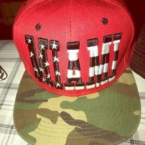 Miami Heat Fitted (SnapBack)