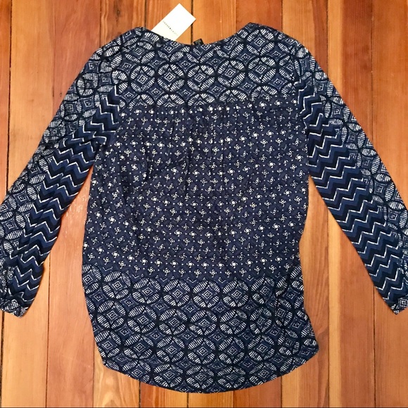 Lucky Brand NWT top - Picture 2 of 6