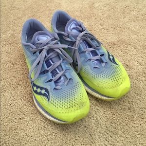 Saucony freedom size 9.5