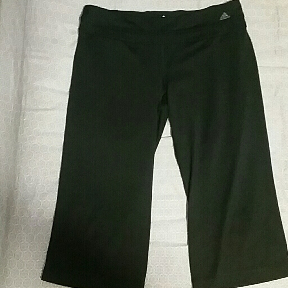 Wide leg capris