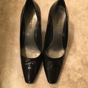 Black Moda Pumps