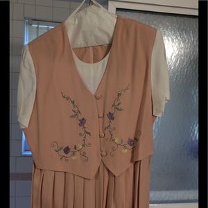 One piece dress -mauve and white