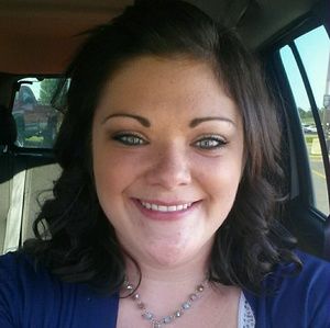 Meet your Posher, Carly