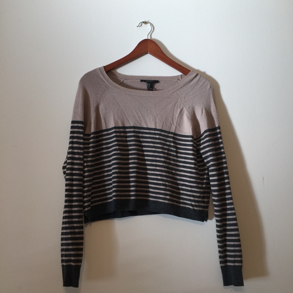 Forever 21 Cropped Stripe Sweater | Size S