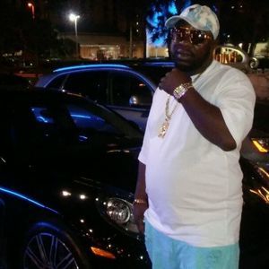 Meet your Posher, Cortney